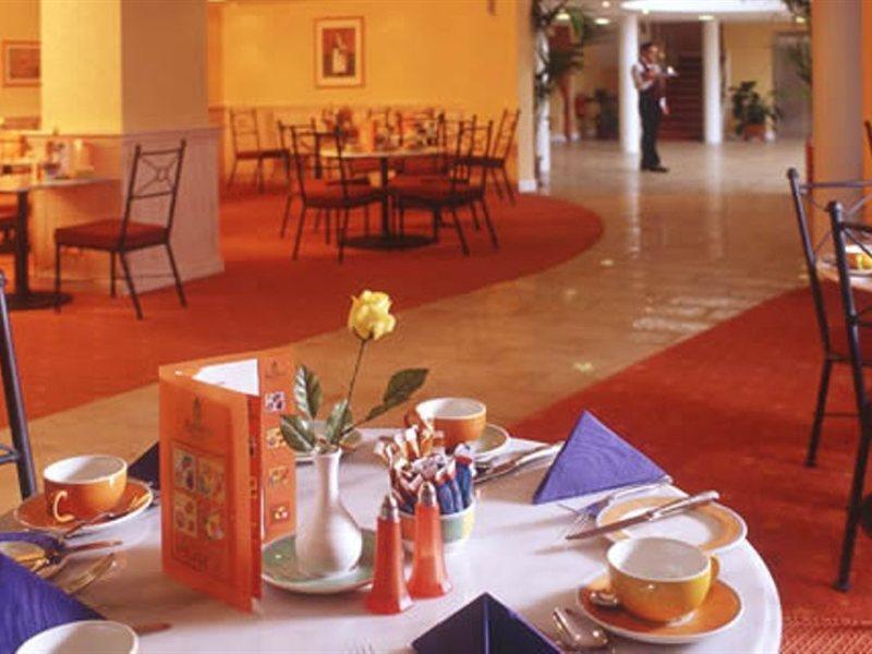 Arden hotel y Leisure Club Bickenhill Exterior foto