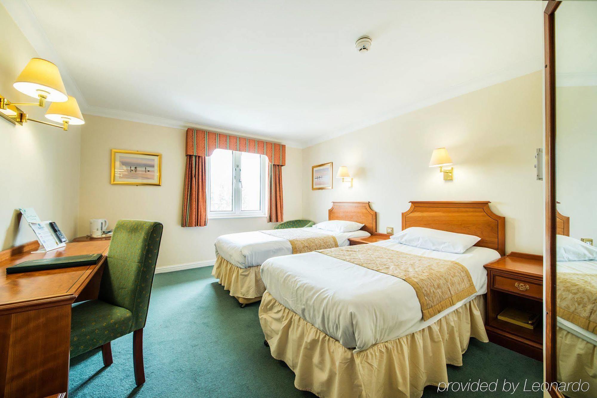 Arden hotel y Leisure Club Bickenhill Exterior foto