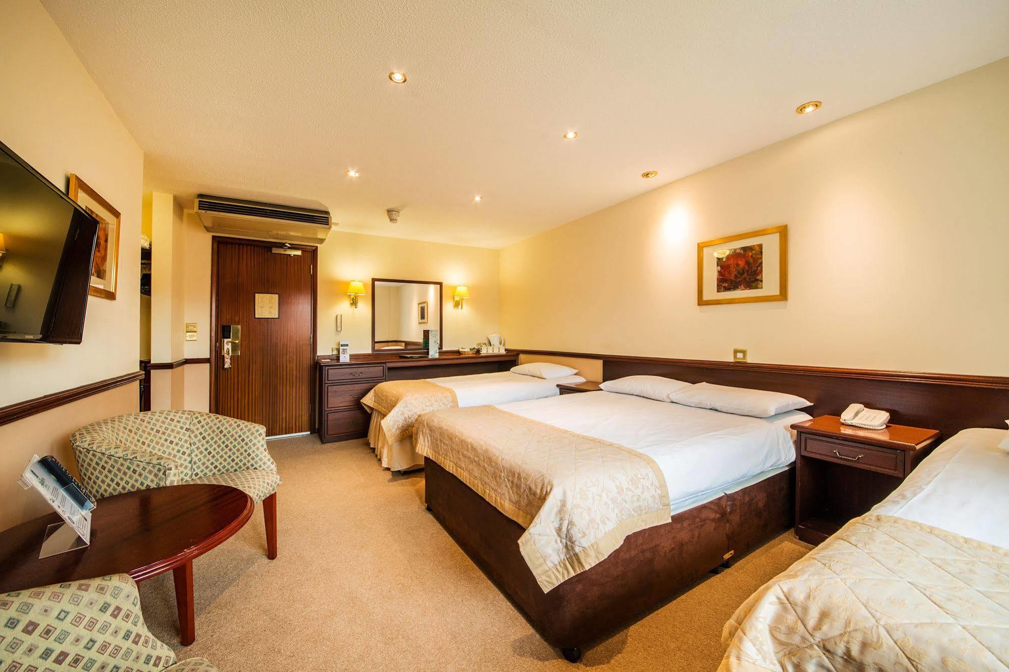 Arden hotel y Leisure Club Bickenhill Exterior foto